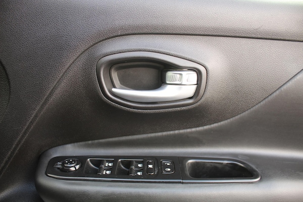 Used Jeep Renegade 2015 for sale - 76327015: Photo 20