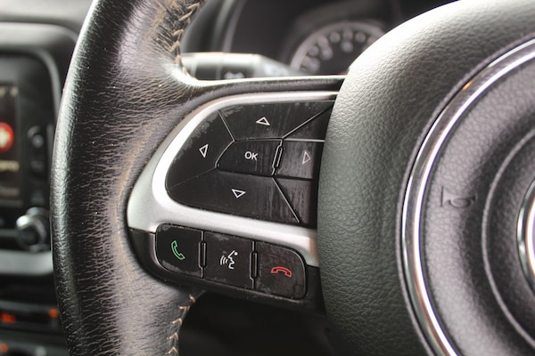 Used Jeep Renegade 2015 for sale - 76327015: Photo 24