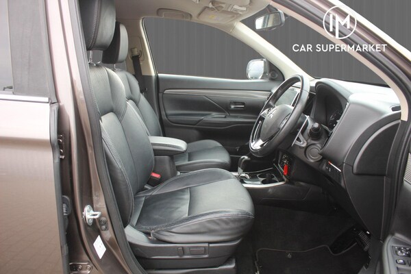 Used Mitsubishi Outlander 2018 for sale - 76239332: Photo 11