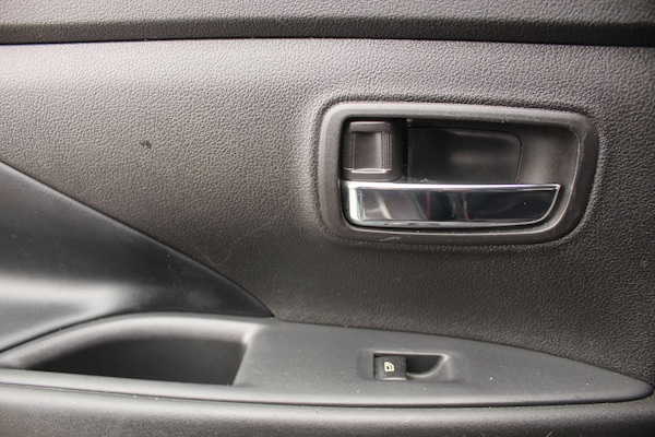 Used Mitsubishi Outlander 2018 for sale - 76239332: Photo 17