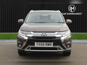 Used Mitsubishi Outlander 2018 for sale - 76239332: Photo 2