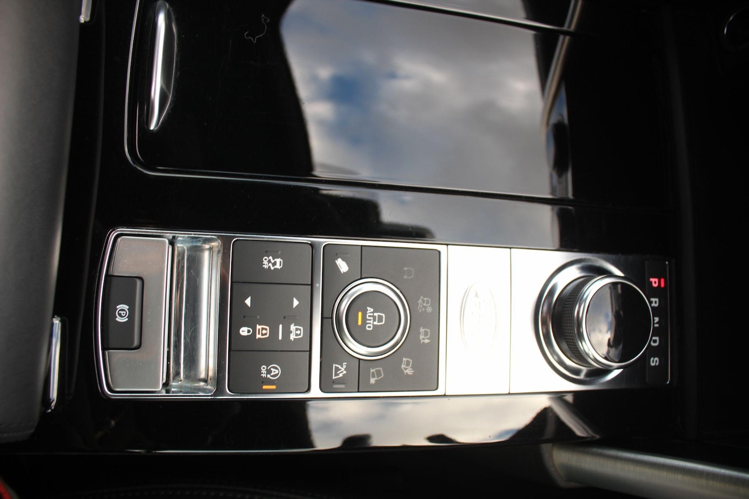 Vehicle 28