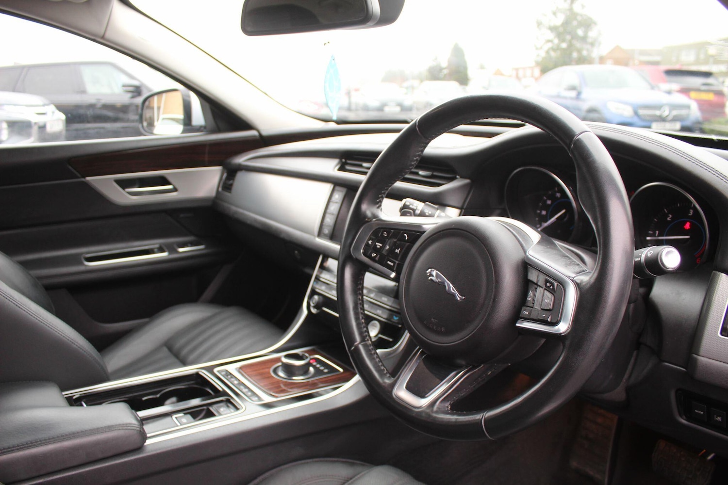 Used Jaguar XF 2018 for sale - 77144024: Photo 24