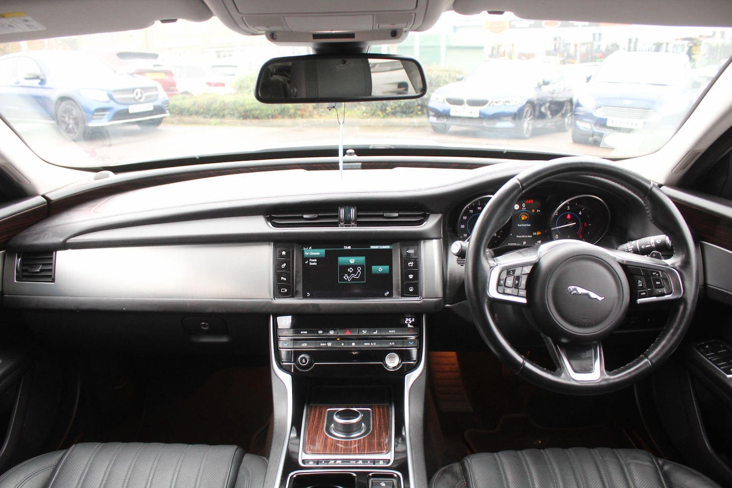Used Jaguar XF 2018 for sale - 77144024: Photo 26