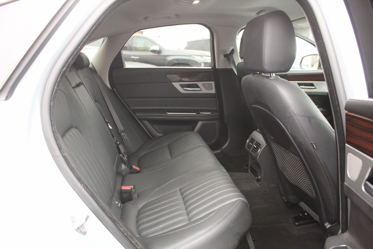 Used Jaguar XF 2018 for sale - 77144024: Photo 29