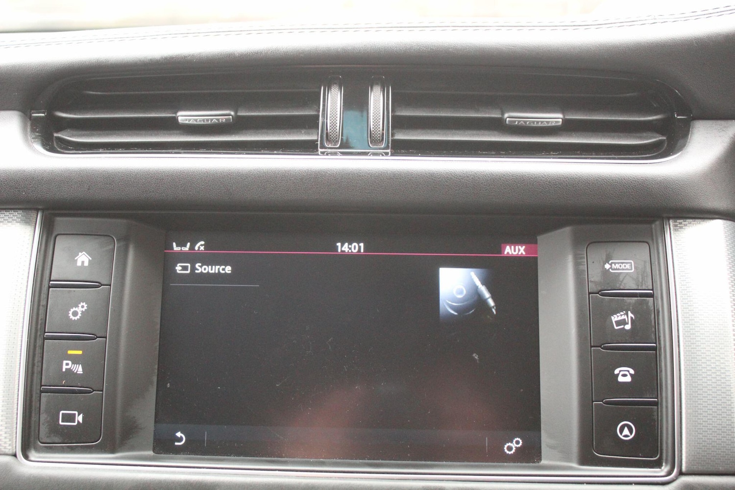 Used Jaguar XF 2018 for sale - 77144024: Photo 45