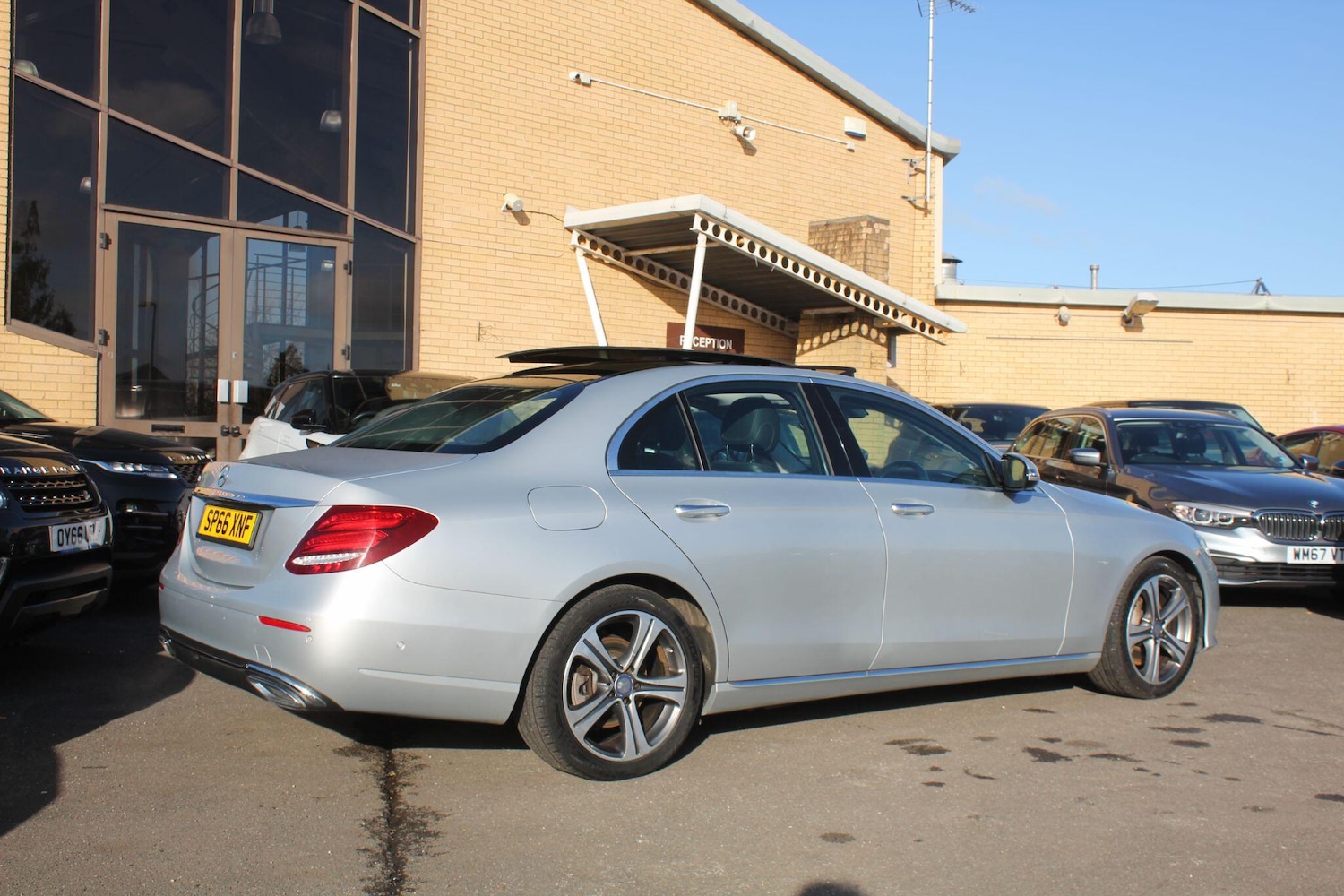 Used Mercedes-Benz E Class 2016 for sale - 76608309: Photo 19