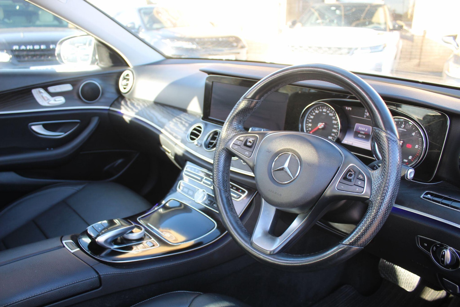 Used Mercedes-Benz E Class 2016 for sale - 76608309: Photo 20