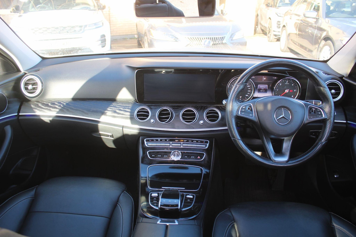 Used Mercedes-Benz E Class 2016 for sale - 76608309: Photo 21