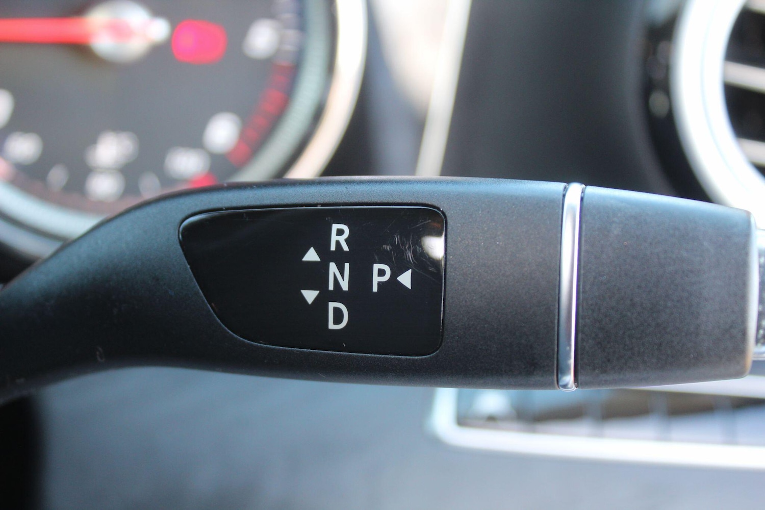 Used Mercedes-Benz E Class 2016 for sale - 76608309: Photo 38