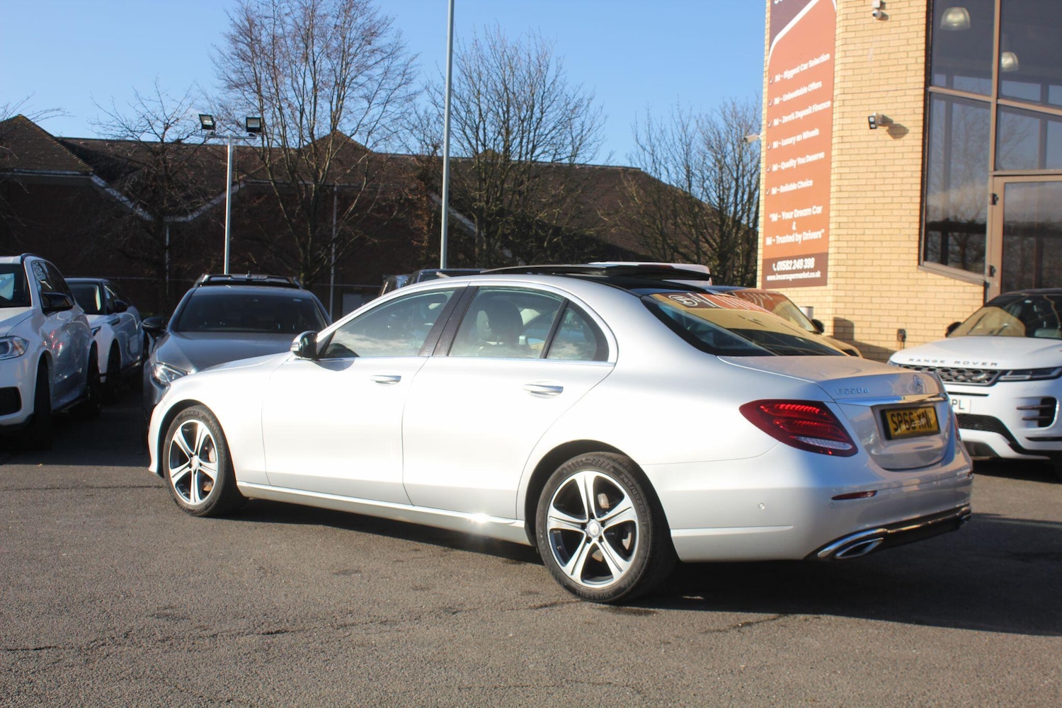 Used Mercedes-Benz E Class 2016 for sale - 76608309: Photo 9