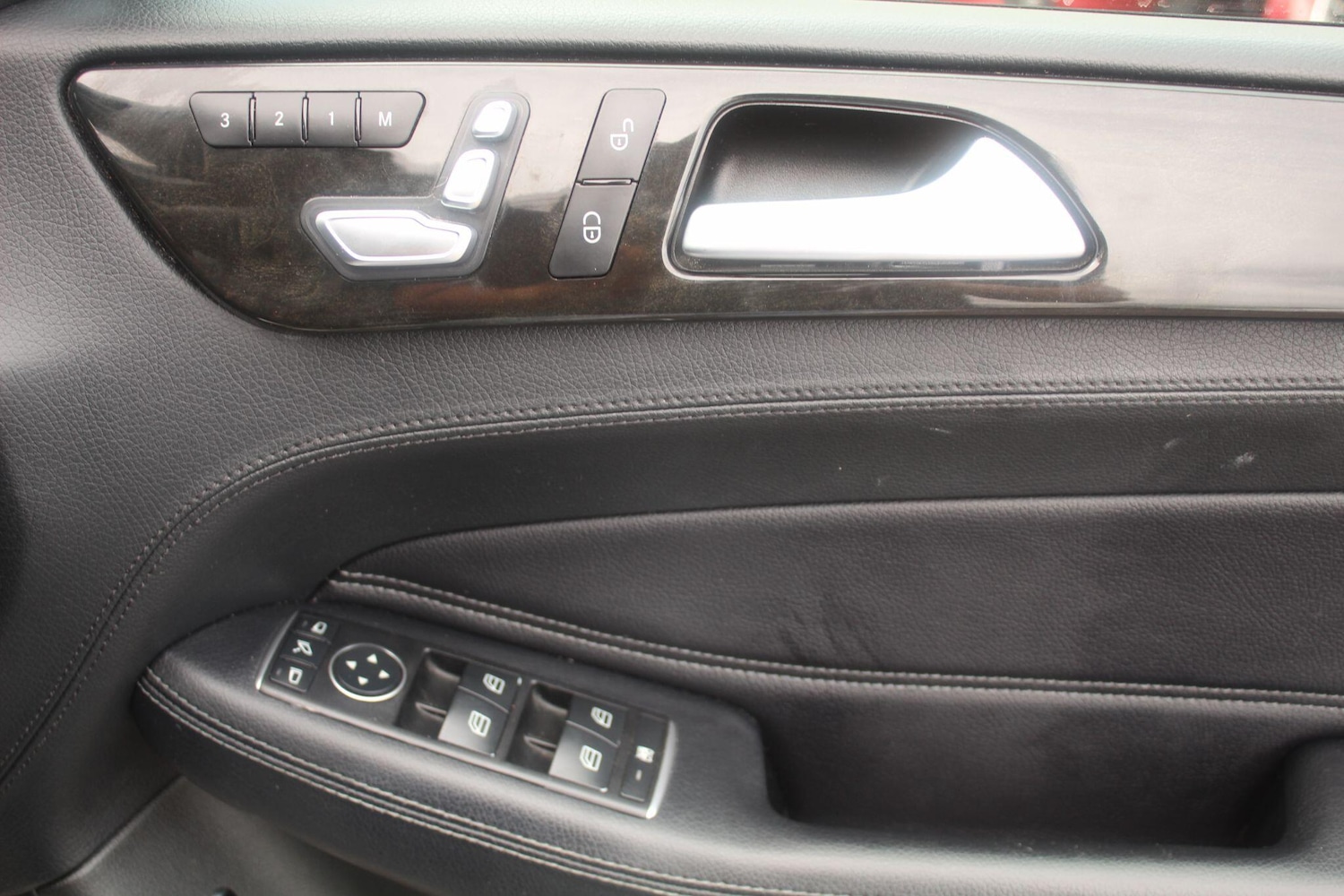 Used Mercedes-Benz GLS 2018 for sale - 77343939: Photo 10