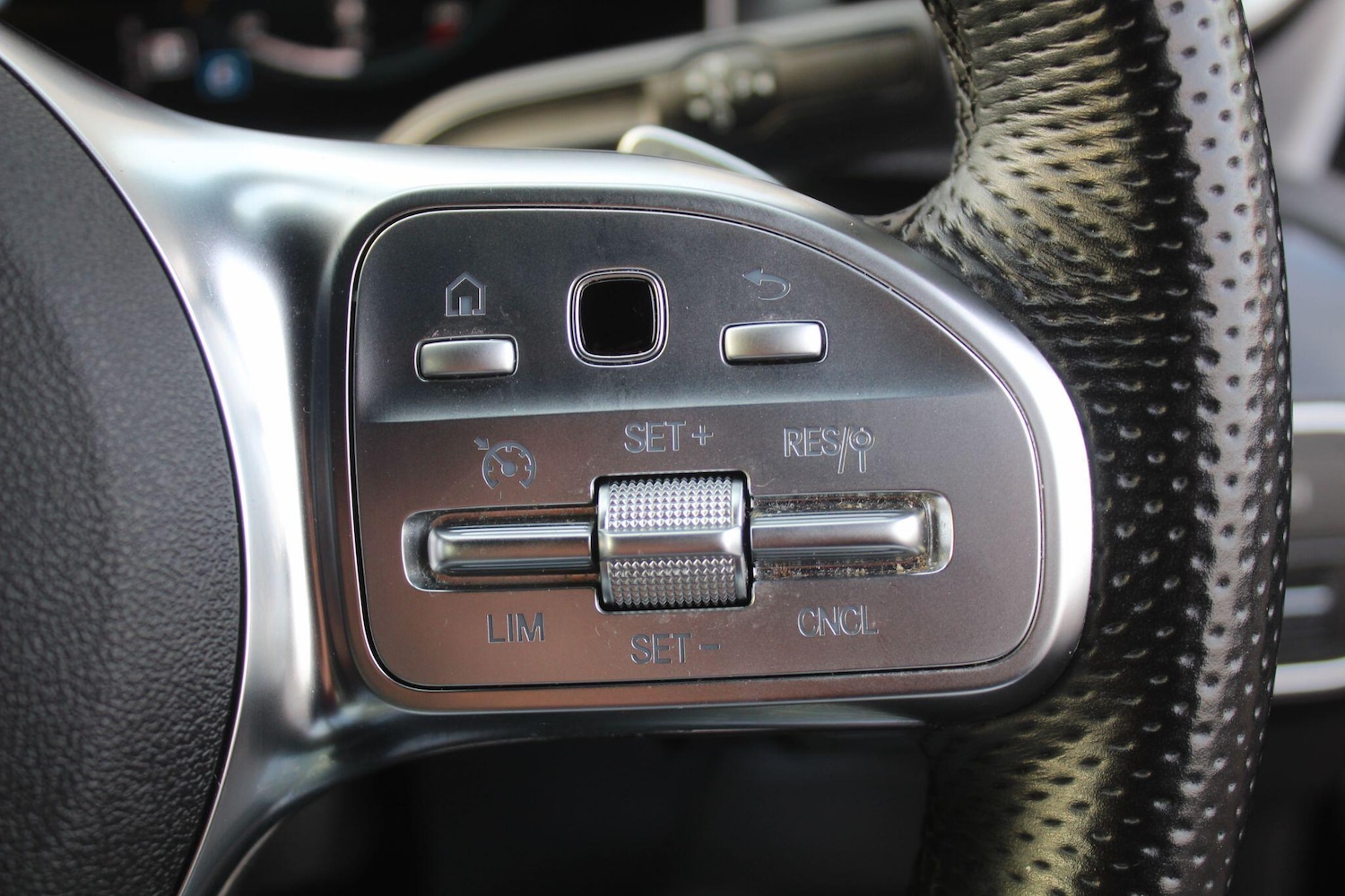 Used Mercedes-Benz CLA 2020 for sale - 76398197: Photo 27