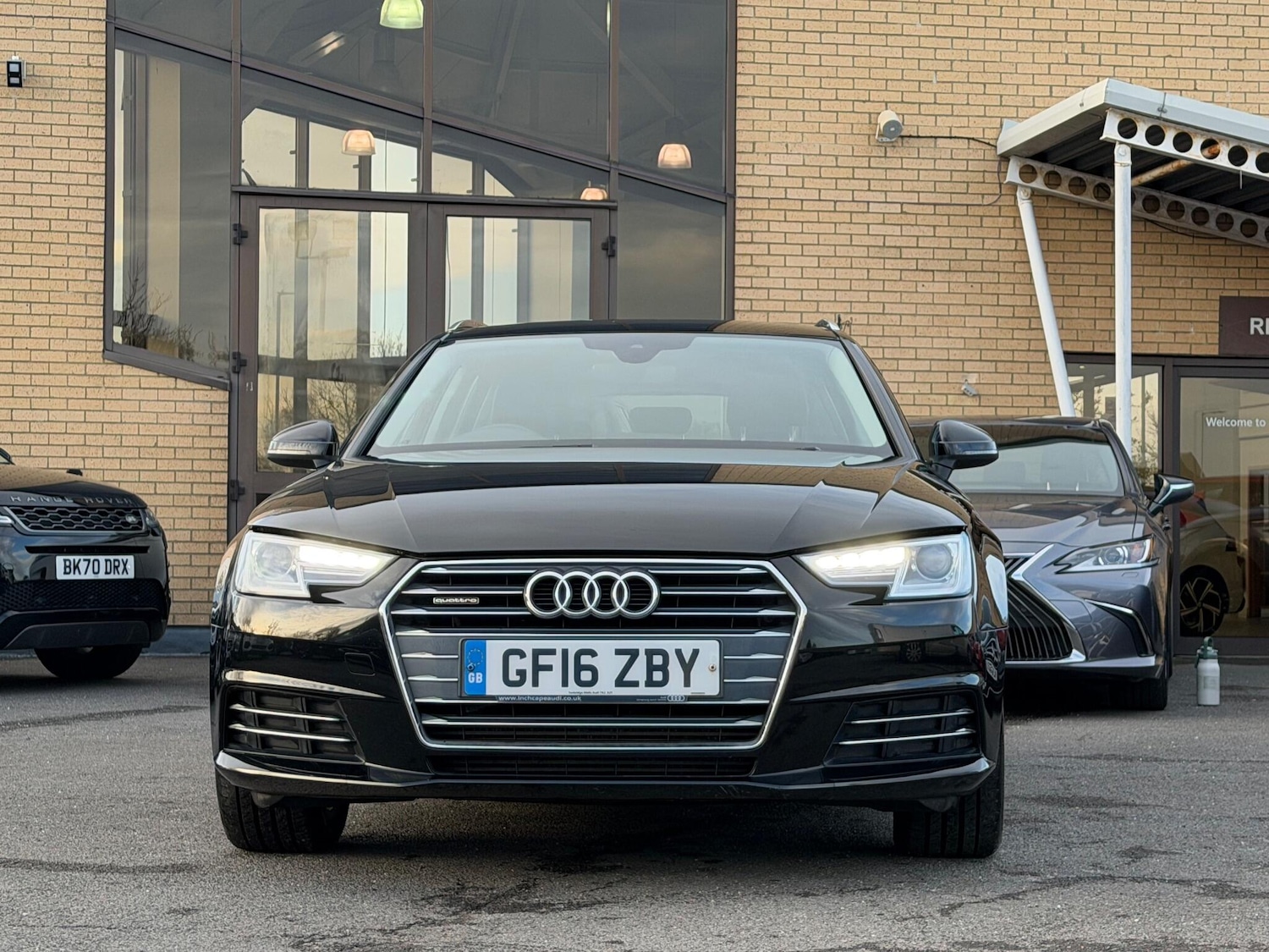 Used Audi A4 2016 for sale - 76572894: Photo 3