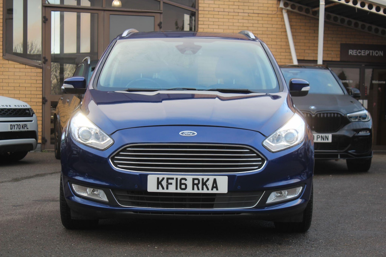 Used Ford Galaxy 2016 for sale - 76912998: Photo 2