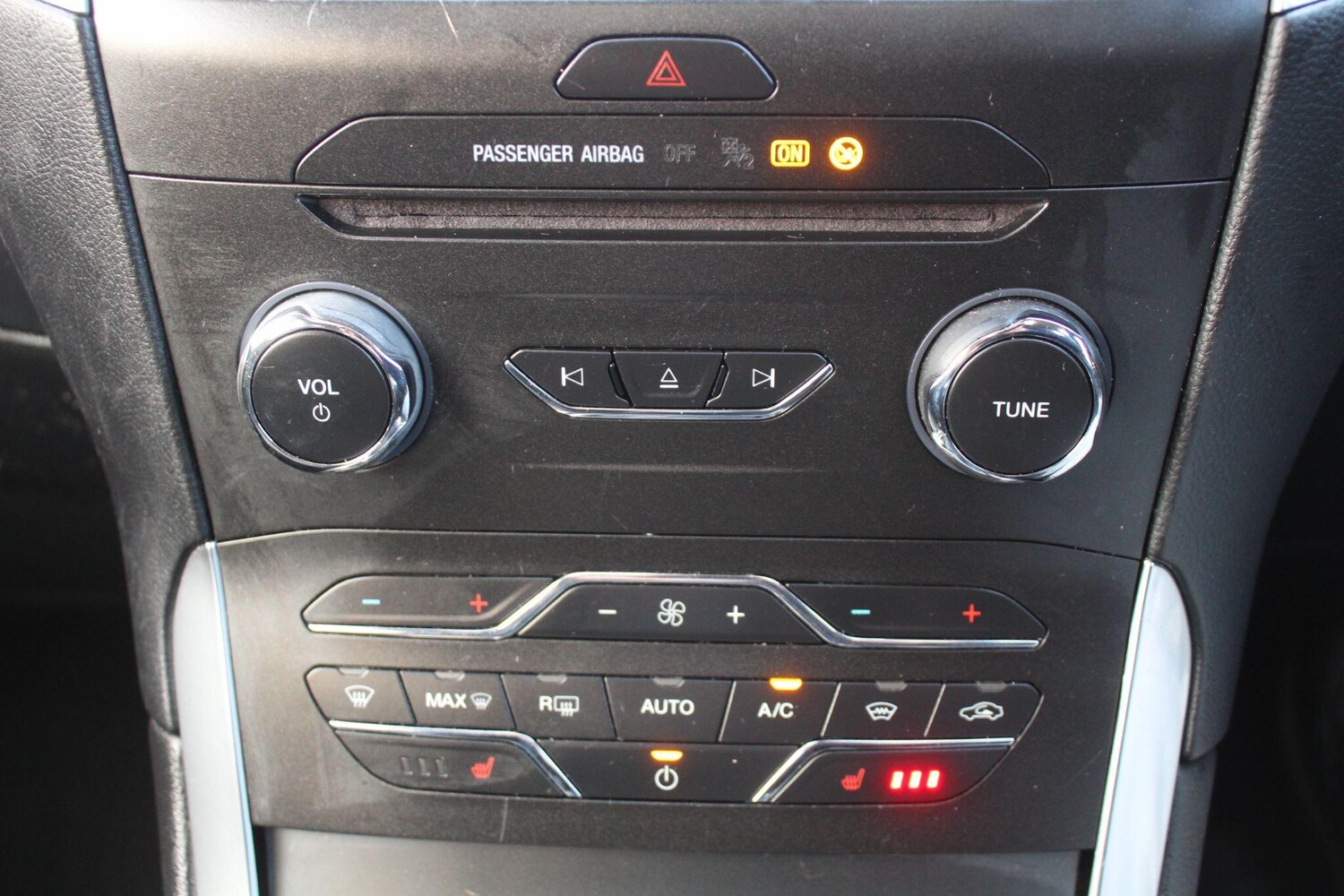 Used Ford Galaxy 2016 for sale - 76912998: Photo 37