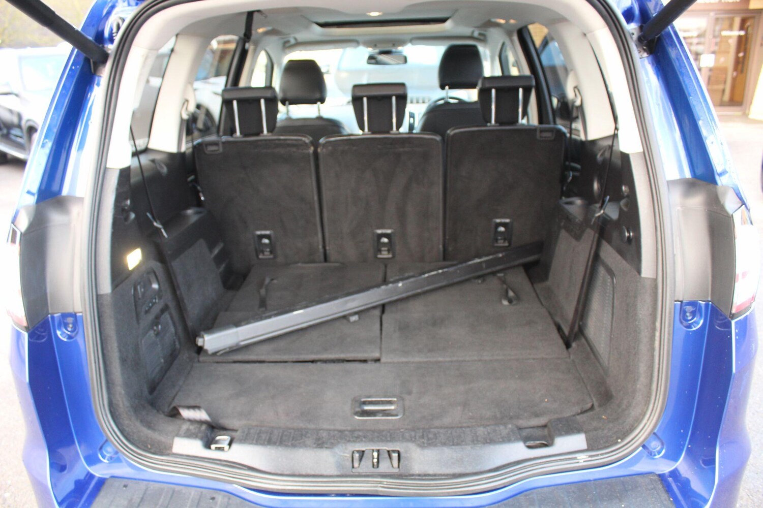 Used Ford Galaxy 2016 for sale - 76912998: Photo 50