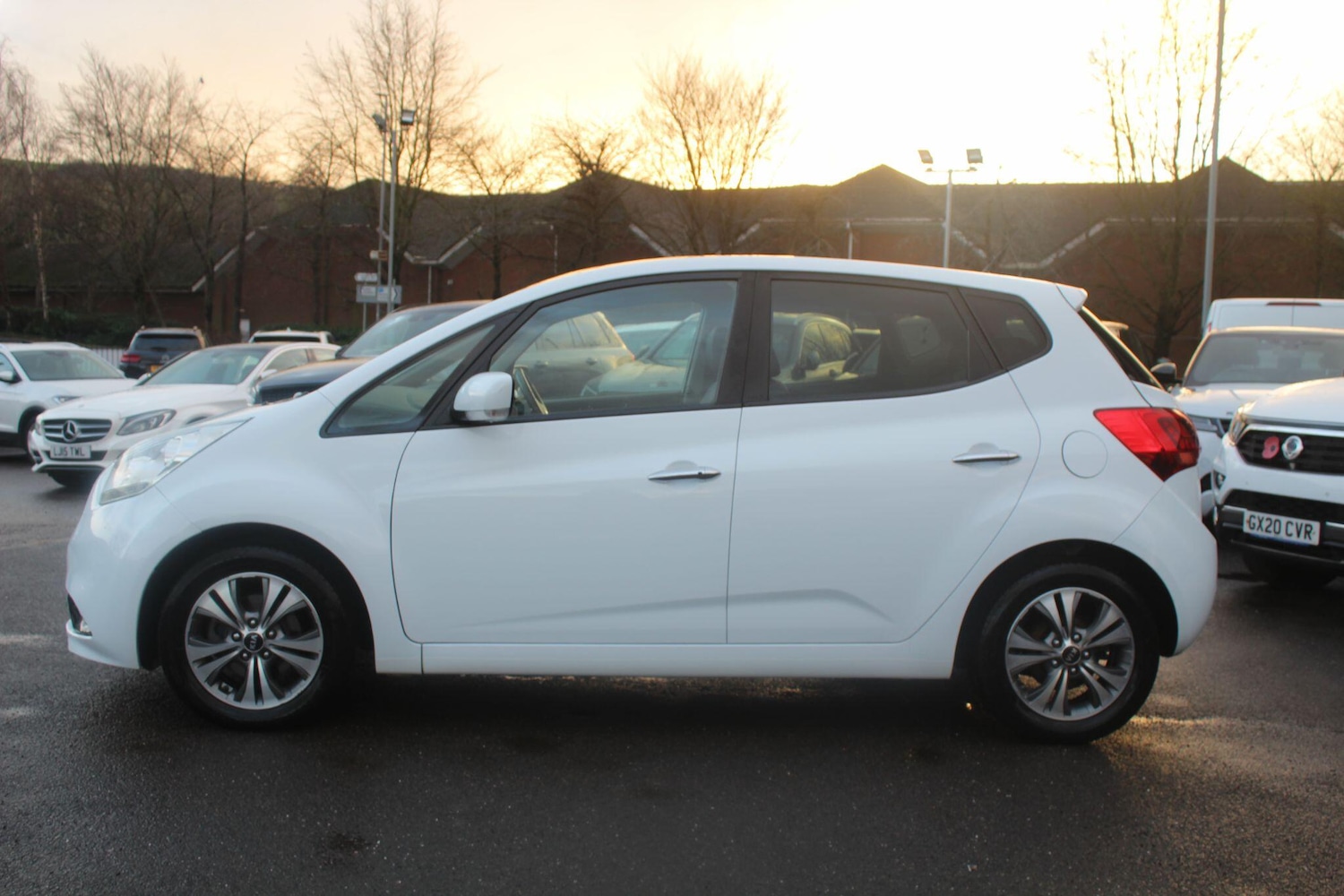 Used Kia Venga 2017 for sale - 77238401: Photo 14