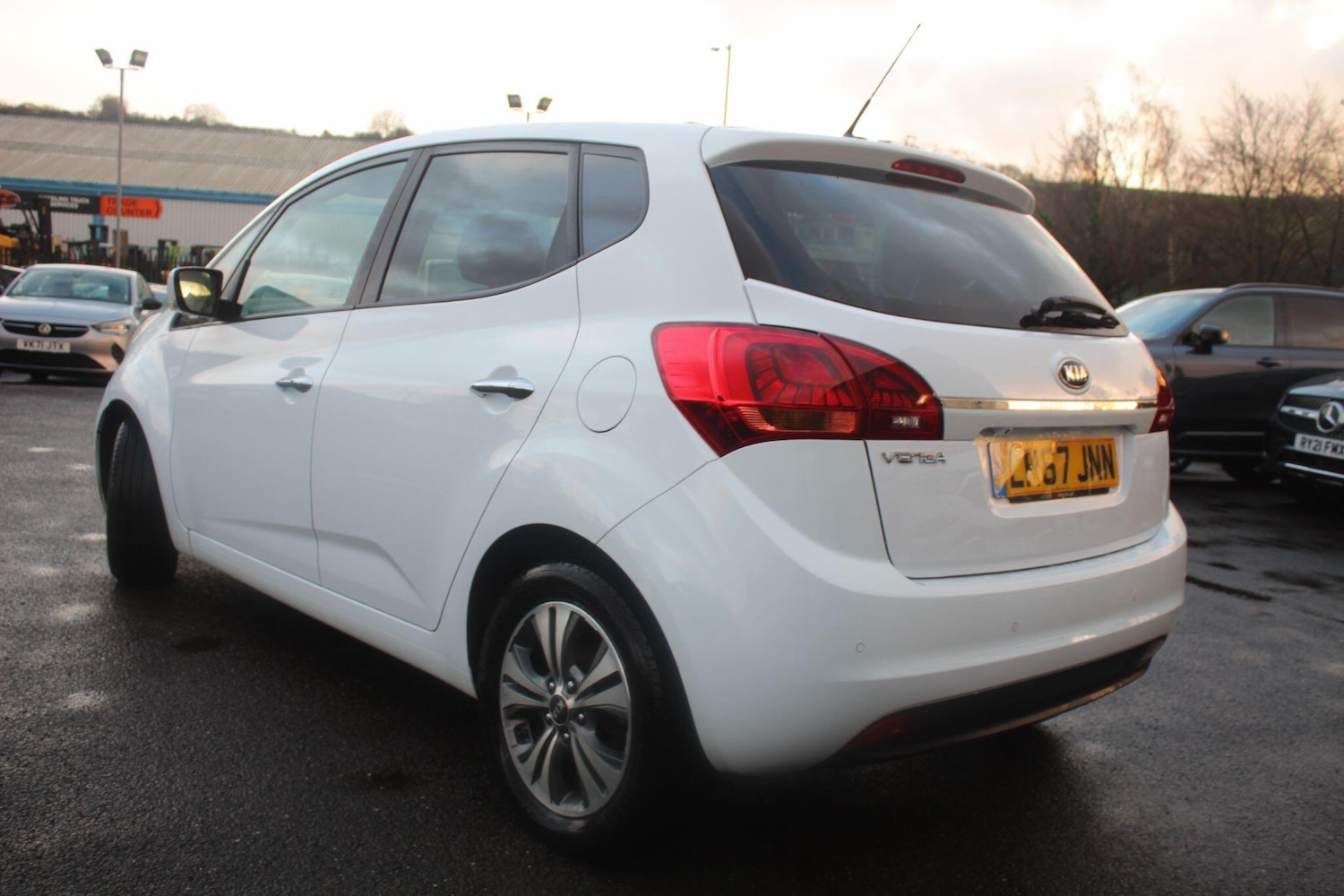 Used Kia Venga 2017 for sale - 77238401: Photo 4