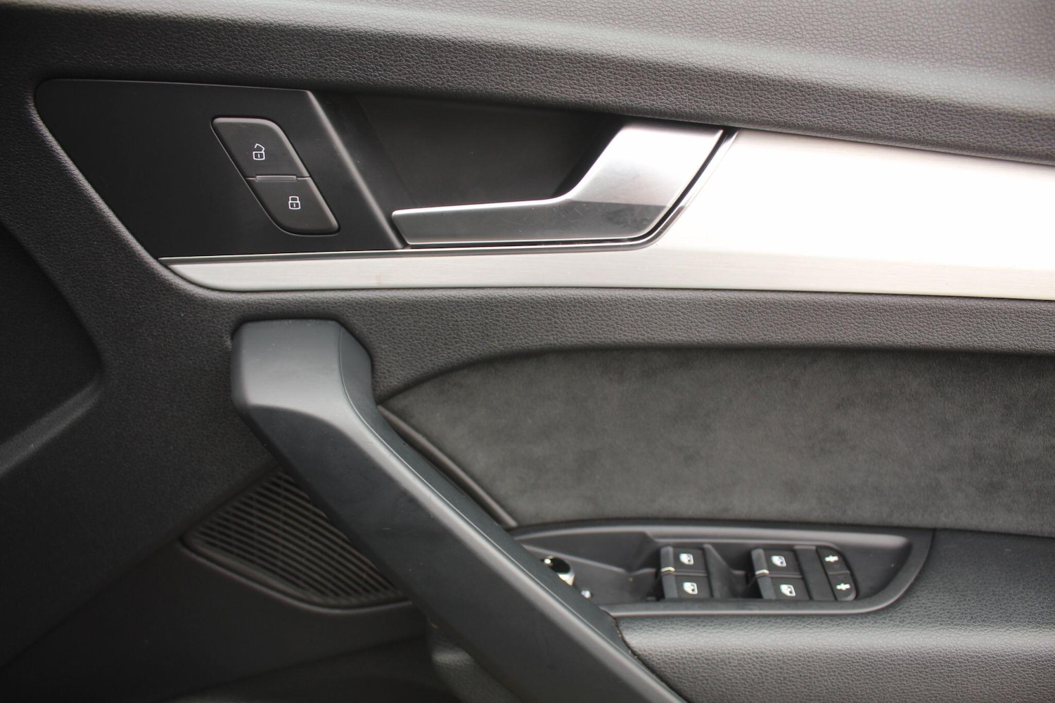 Used Audi Q5 2018 for sale - 76989784: Photo 17