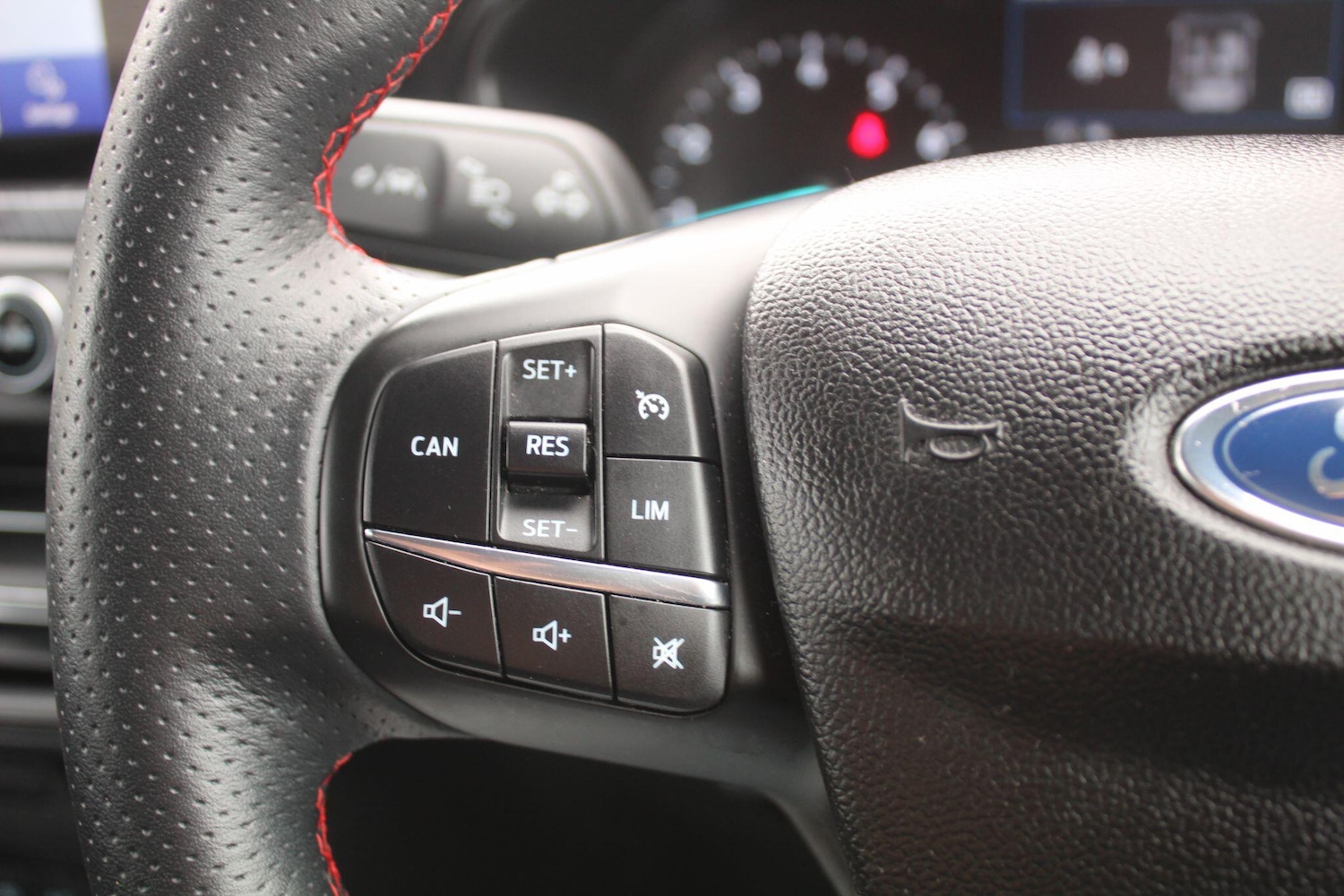 Used Ford Focus 2020 for sale - 76360003: Photo 23