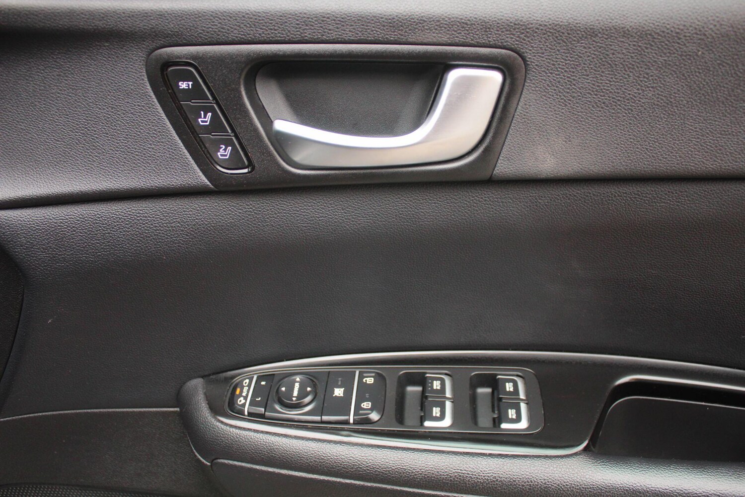 Used Kia Optima 2017 for sale - 76996629: Photo 31