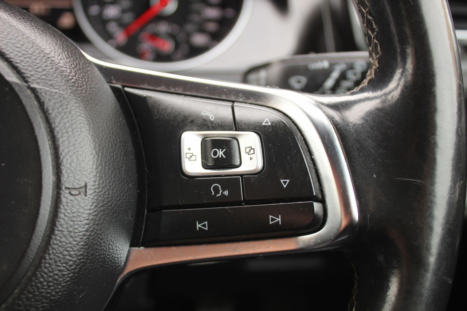 Used Volkswagen Golf 2016 for sale - 76380532: Photo 23