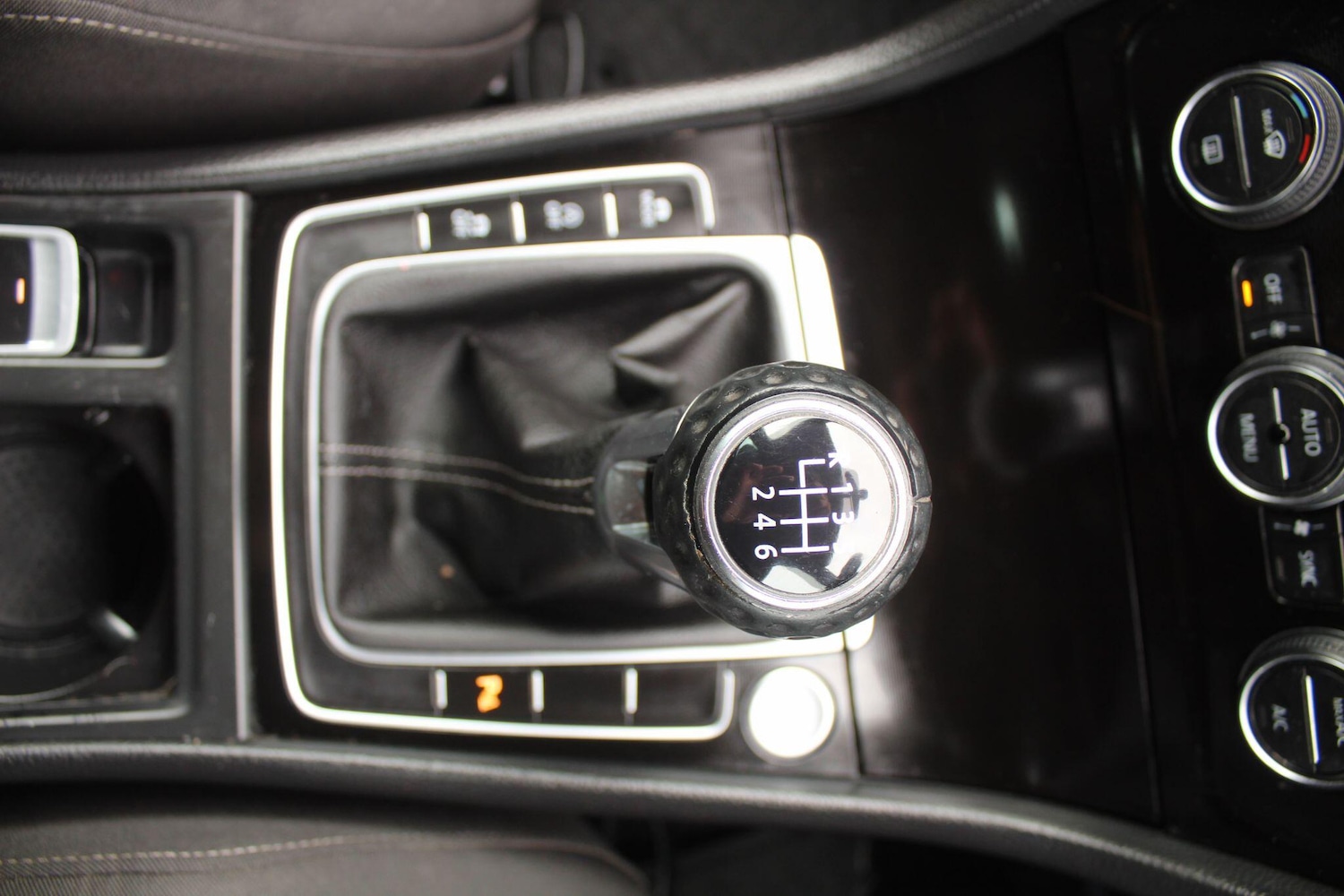 Used Volkswagen Golf 2016 for sale - 76380532: Photo 27