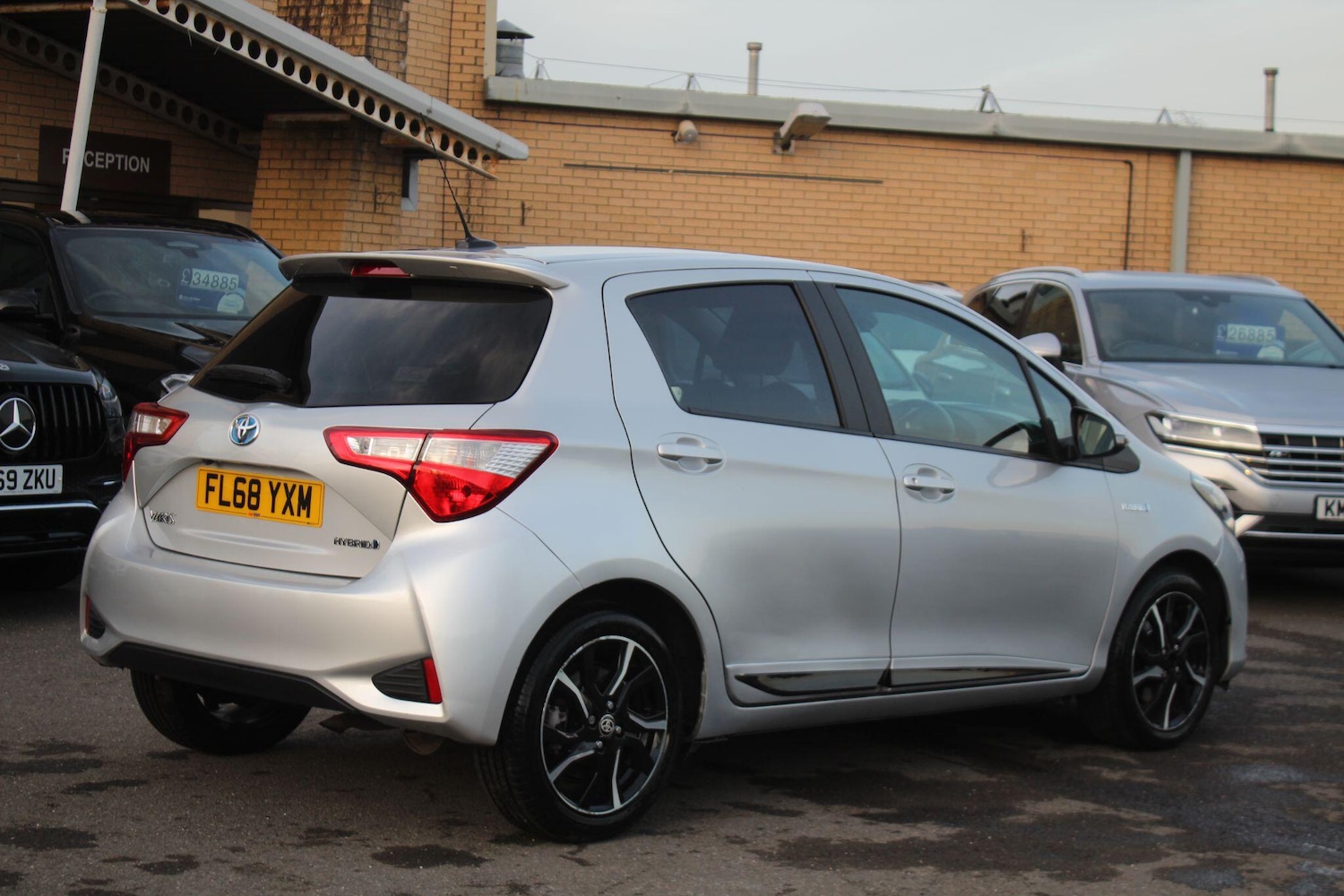 Used Toyota Yaris 2018 for sale - 76936702: Photo 17