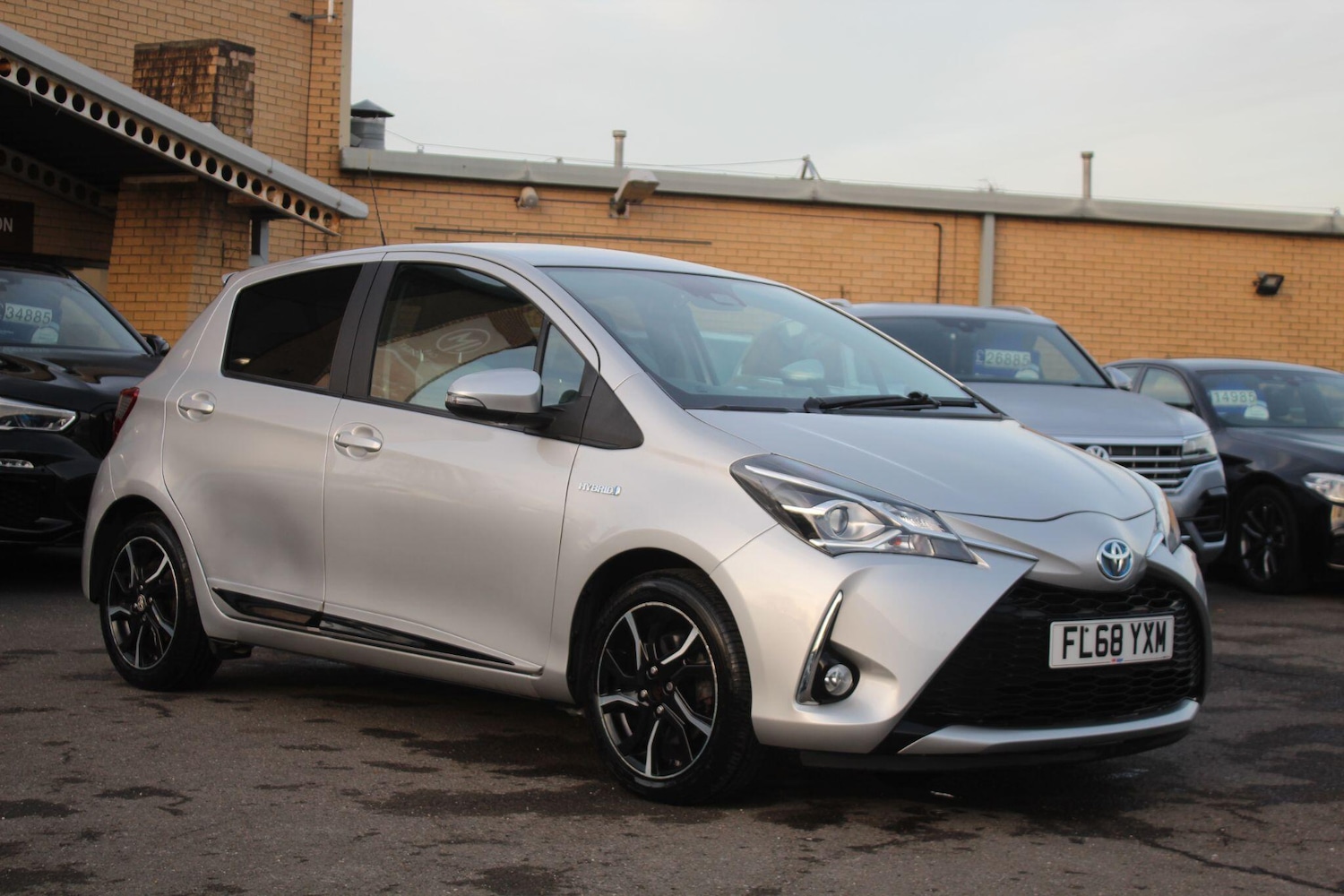 Used Toyota Yaris 2018 for sale - 76936702: Photo 3
