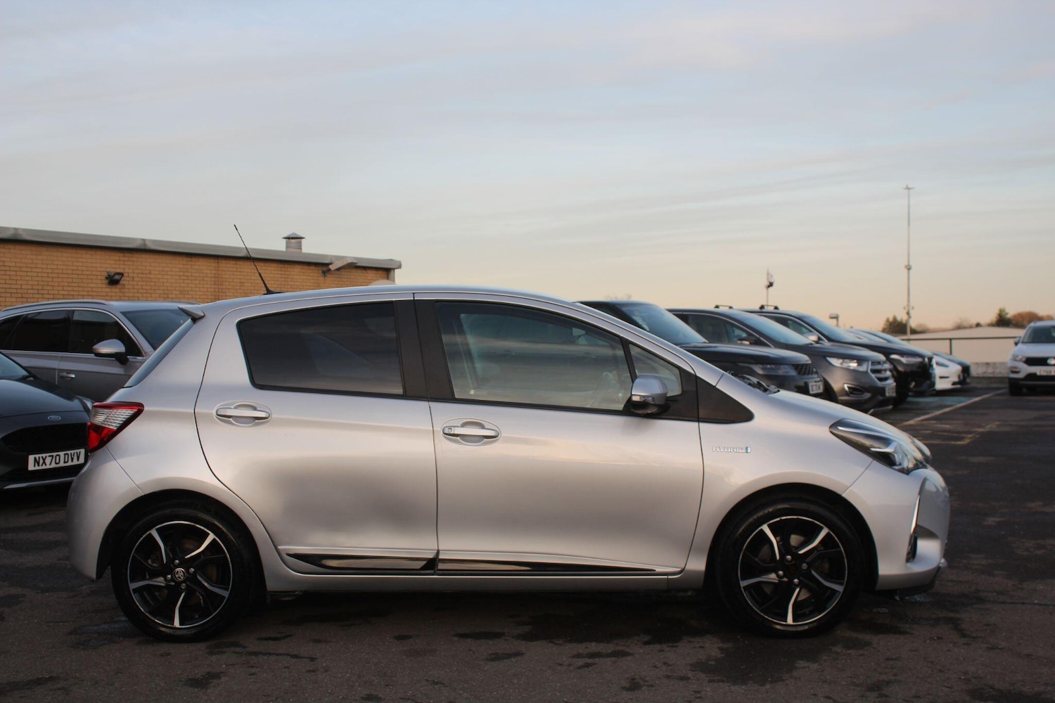 Used Toyota Yaris 2018 for sale - 76936702: Photo 4
