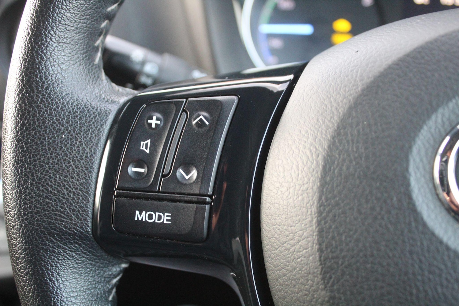 Used Toyota Yaris 2018 for sale - 76936702: Photo 40