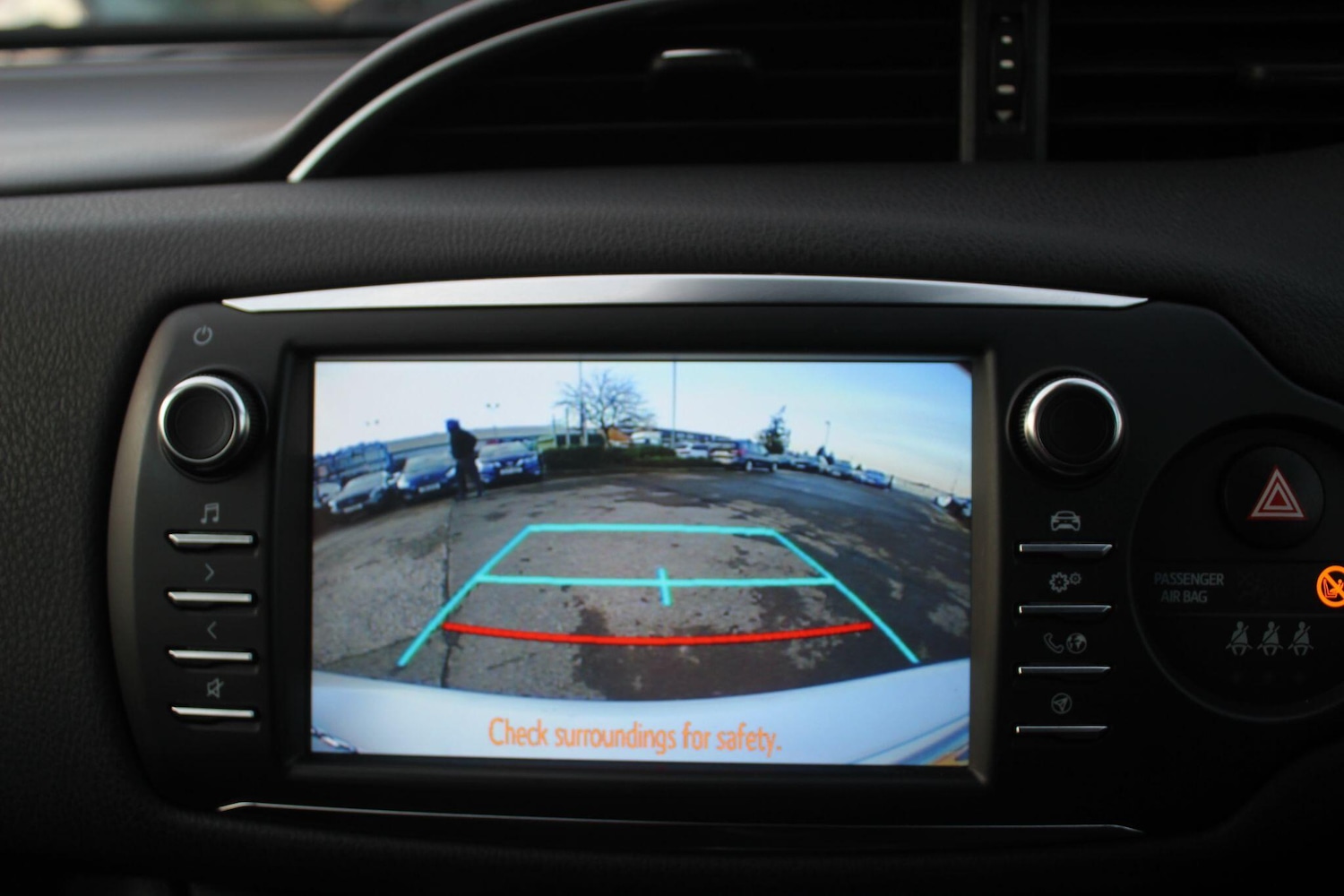 Used Toyota Yaris 2018 for sale - 76936702: Photo 47