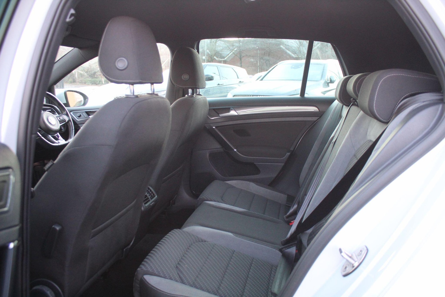 Used Volkswagen Golf 2018 for sale - 77015815: Photo 21