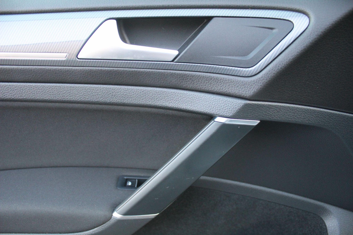 Used Volkswagen Golf 2018 for sale - 77015815: Photo 29