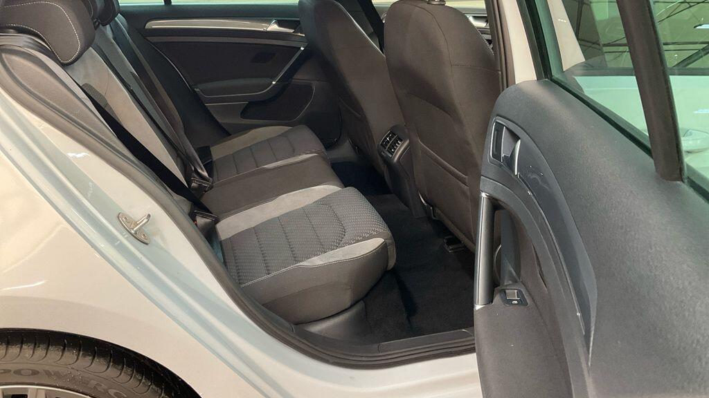 Used Volkswagen Golf for sale - 77015815: Photo 7