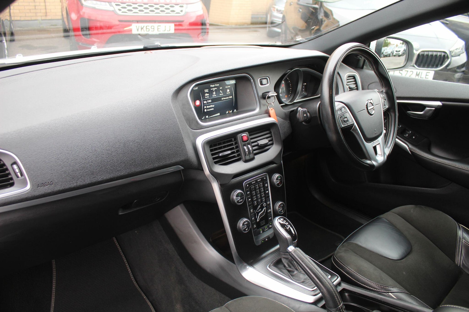 Used Volvo V40 2016 for sale - 76701597: Photo 29