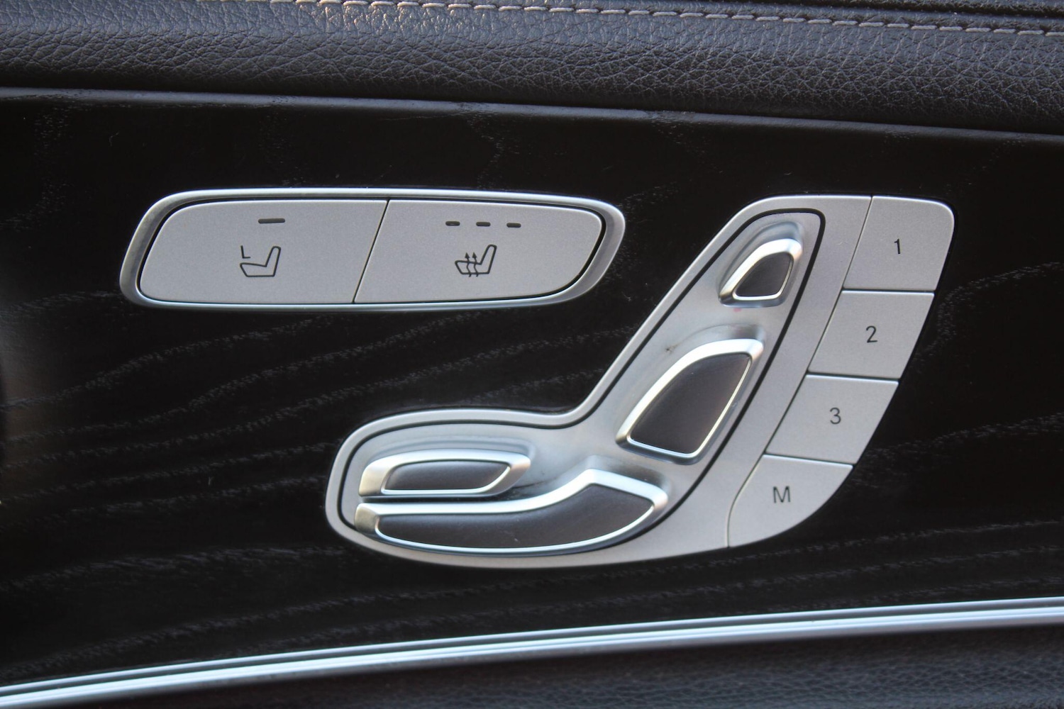 Used Mercedes-Benz E Class 2019 for sale - 76993165: Photo 28