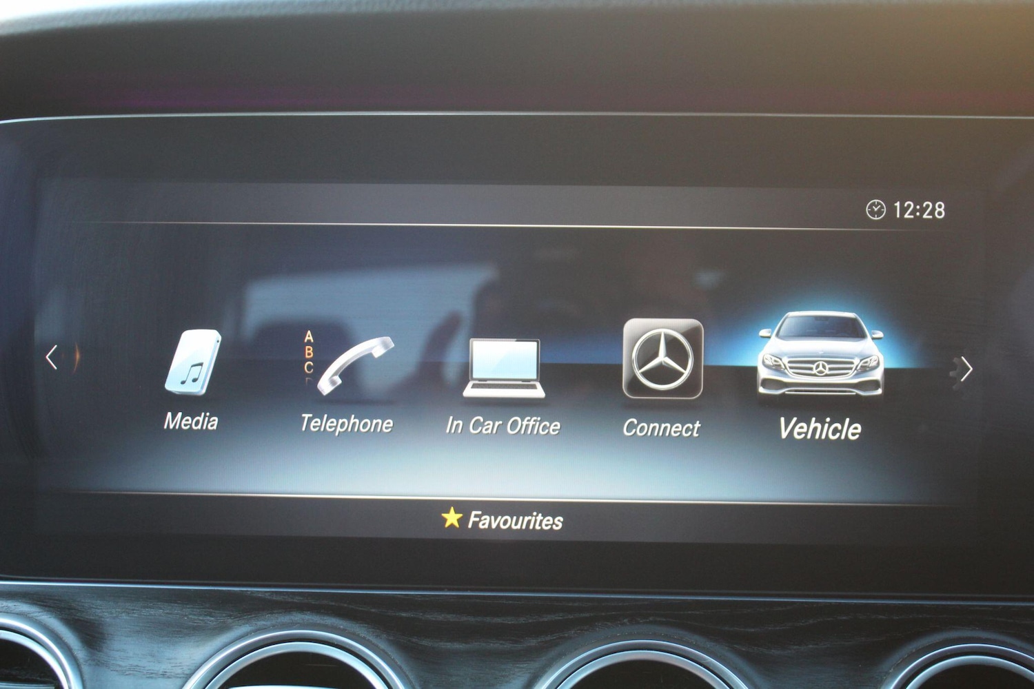 Used Mercedes-Benz E Class 2019 for sale - 76993165: Photo 36