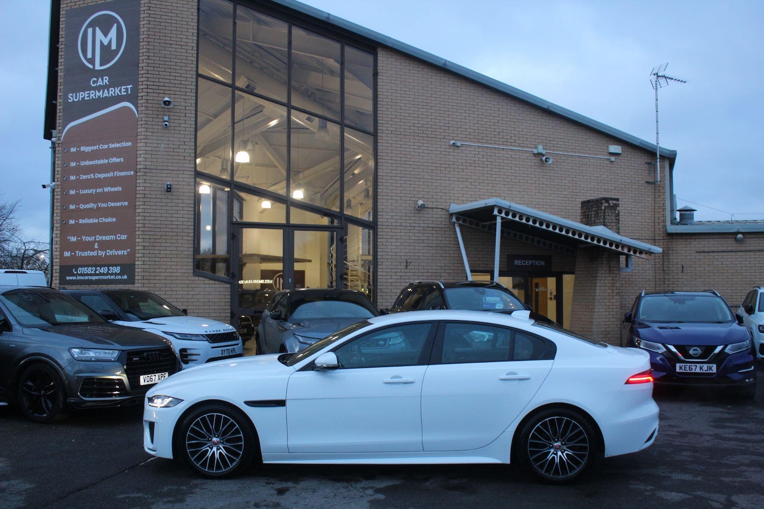 Used Jaguar XE 2019 for sale - 77054084: Photo 16