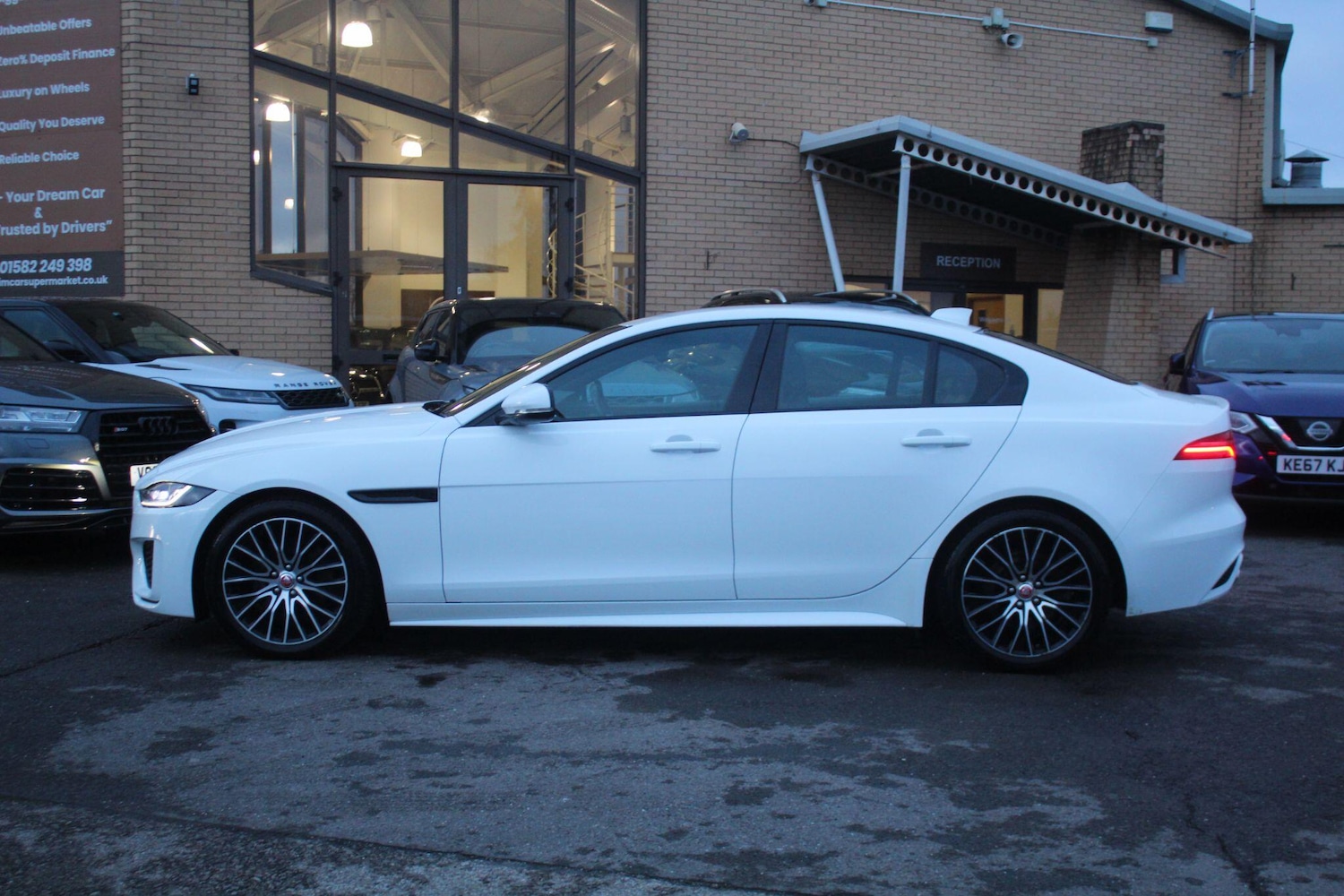 Used Jaguar XE 2019 for sale - 77054084: Photo 17