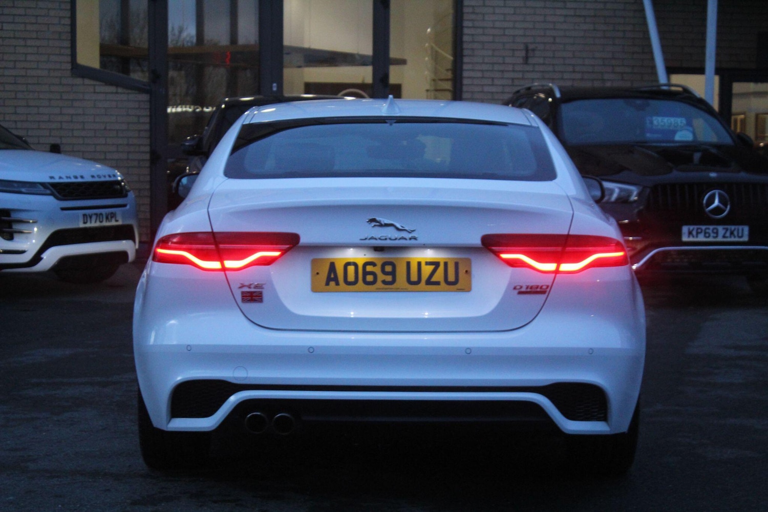 Used Jaguar XE 2019 for sale - 77054084: Photo 19