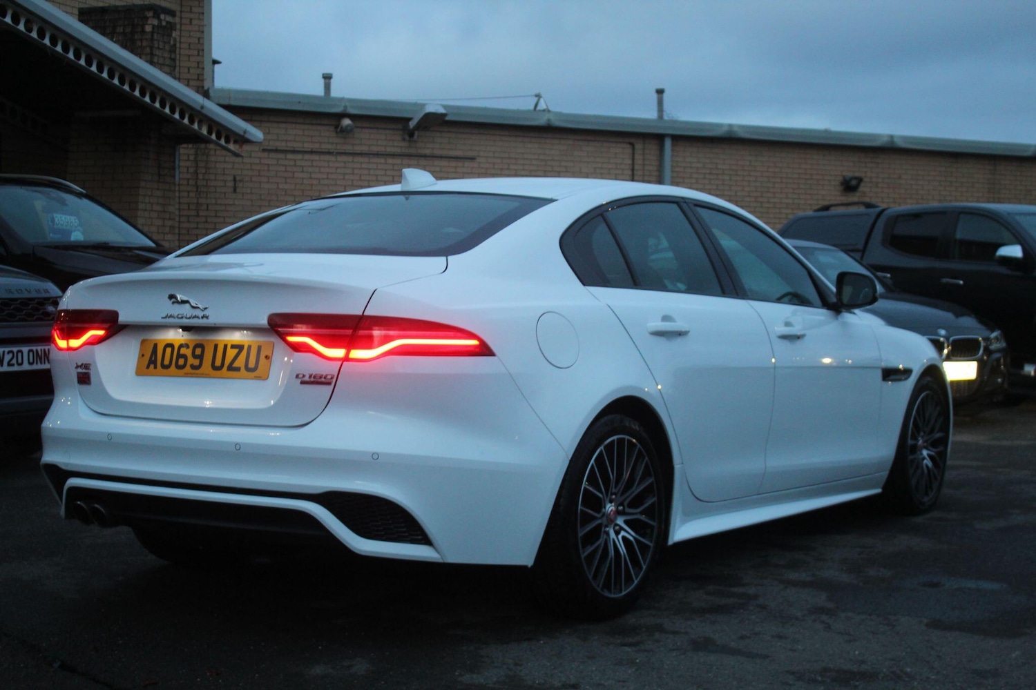 Used Jaguar XE 2019 for sale - 77054084: Photo 25