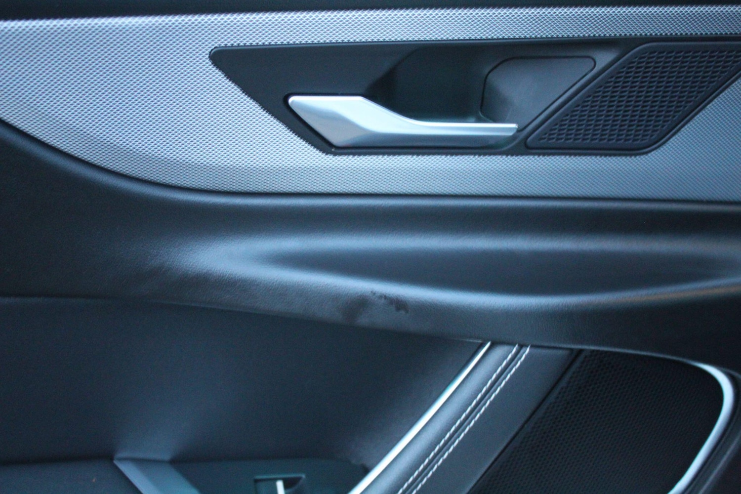 Used Jaguar XE 2019 for sale - 77054084: Photo 38