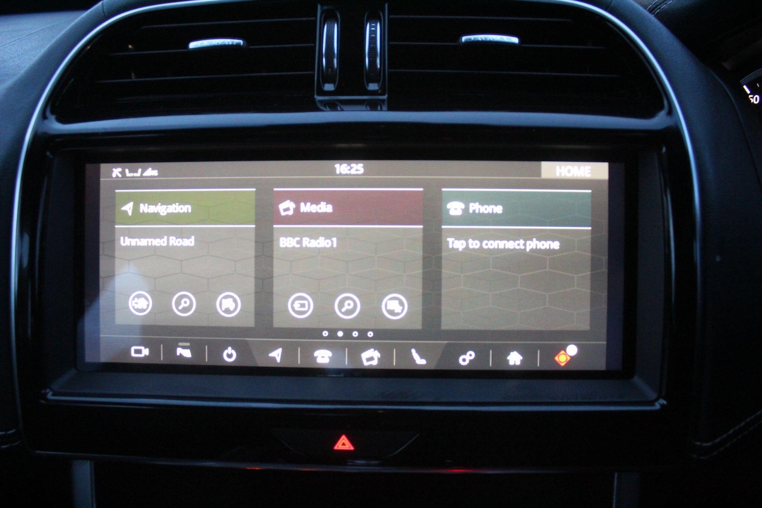 Used Jaguar XE 2019 for sale - 77054084: Photo 43