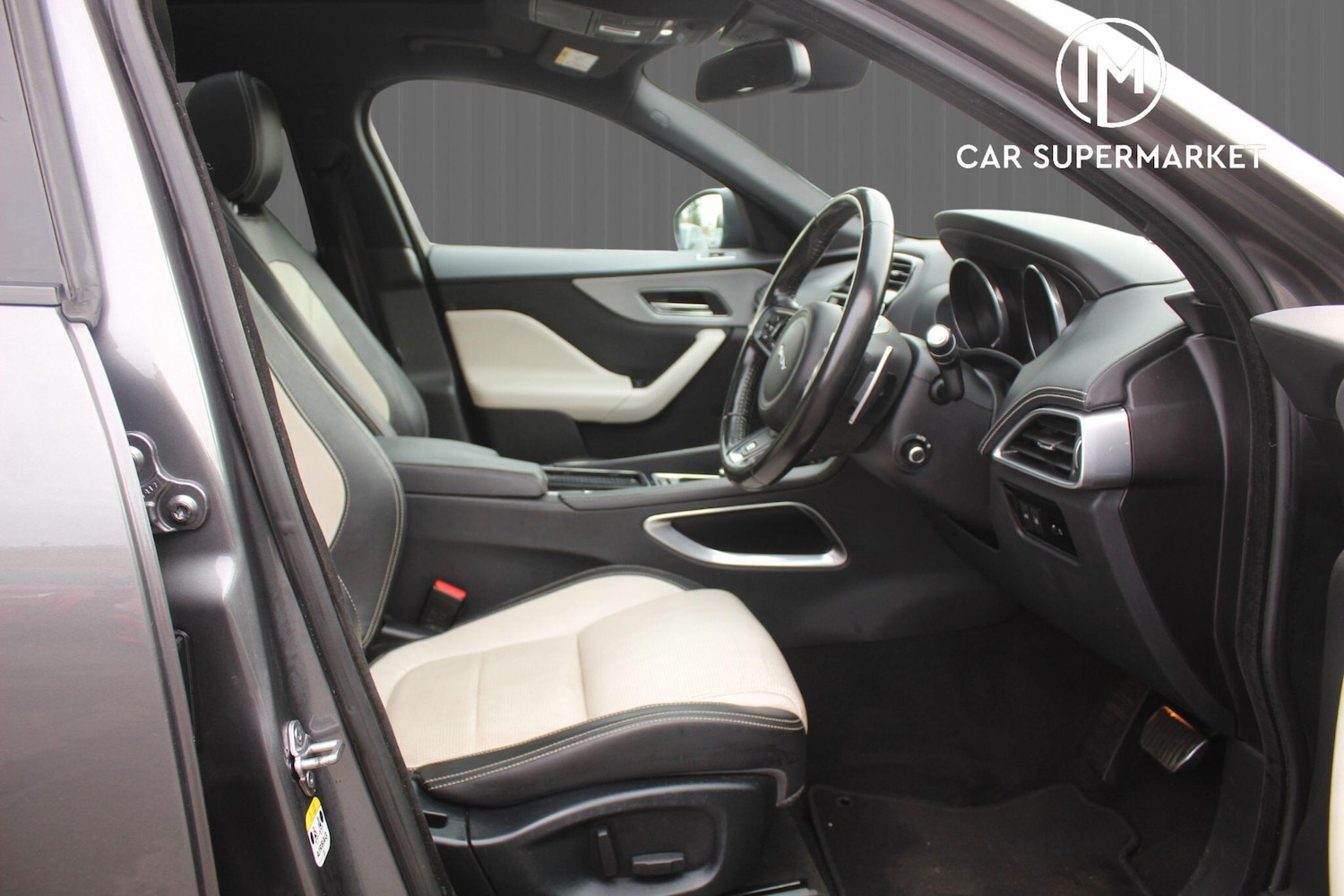 Used Jaguar F-Pace 2018 for sale - 77015527: Photo 13