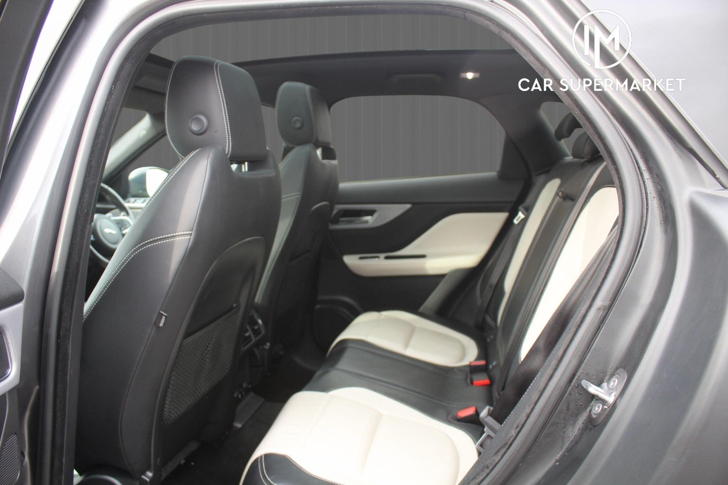 Used Jaguar F-Pace 2018 for sale - 77015527: Photo 15