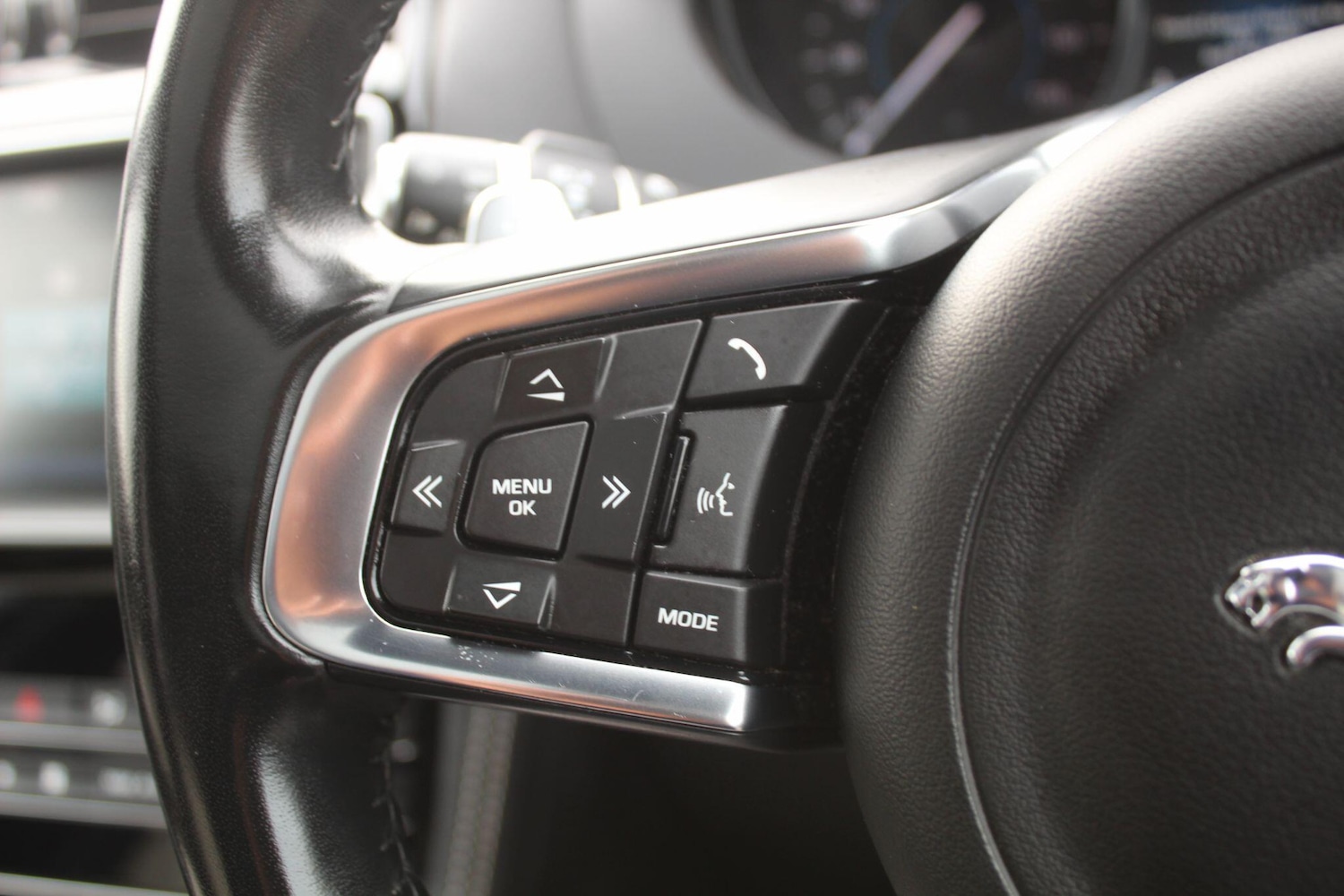 Used Jaguar F-Pace 2018 for sale - 77015527: Photo 17