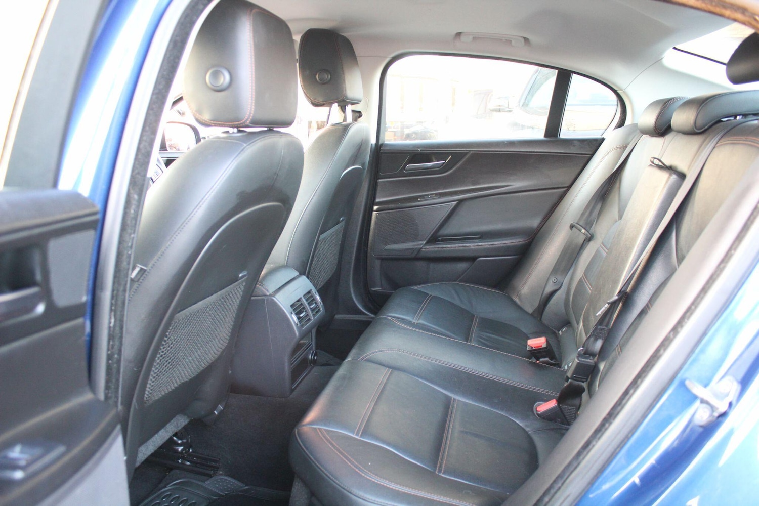 Used Jaguar XE 2015 for sale - 77081875: Photo 18