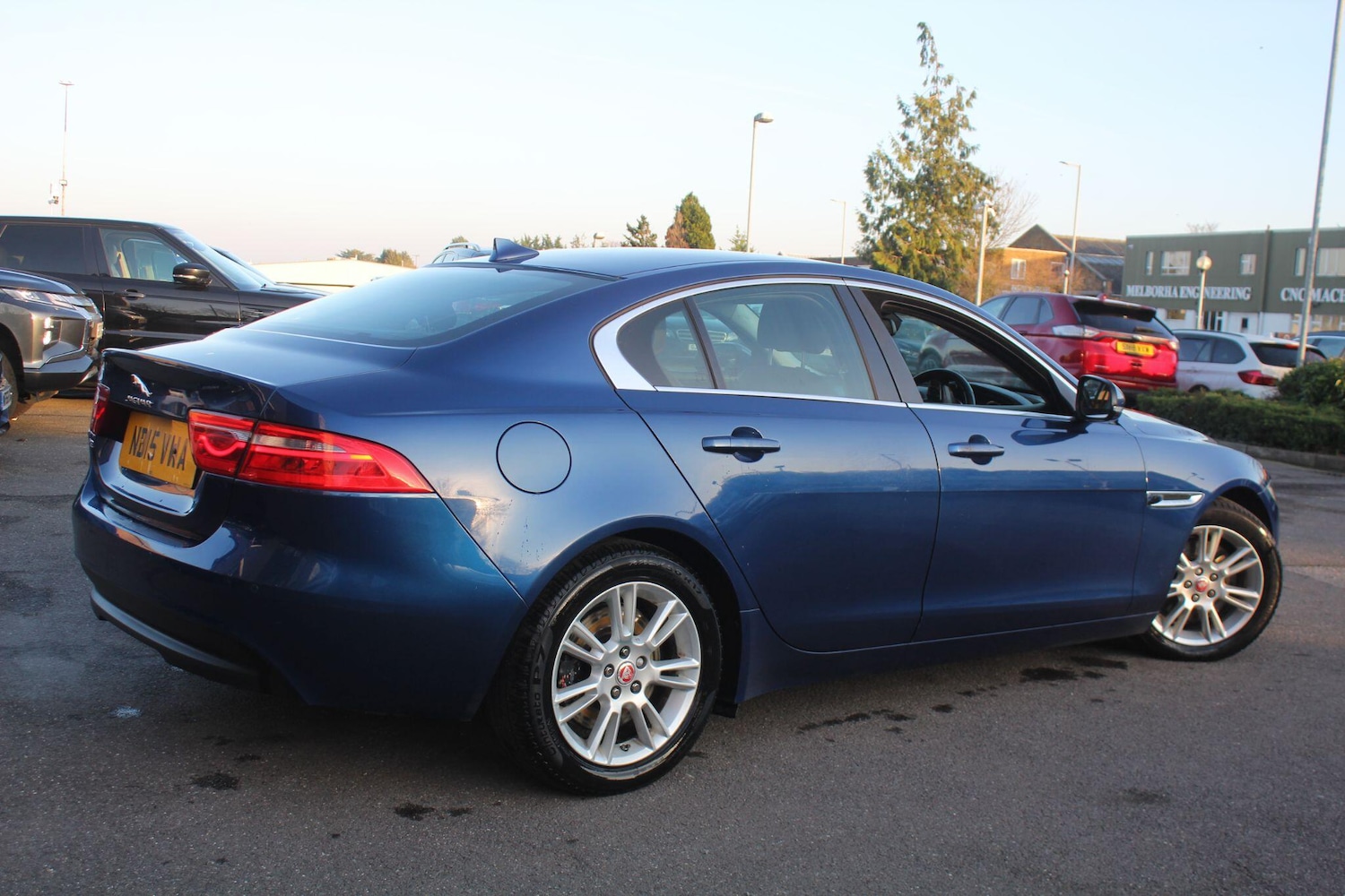 Used Jaguar XE 2015 for sale - 77081875: Photo 3